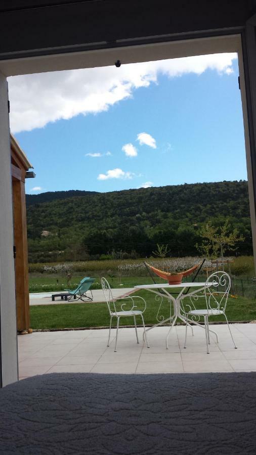 Hotel Le petit Ventoux Malaucène Esterno foto